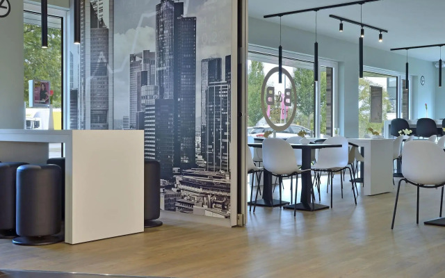 B&B Hotel Frankfurt-West
