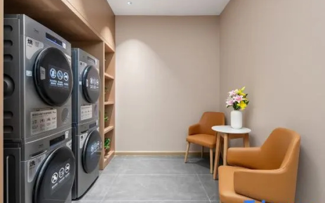 Vienna Hotel (Xi'an North Railway Station Honghui Hospital North Area Metro Station Branch) – Guest Rooms – Xi'an