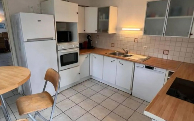 Pleasant holiday home in Clohars-Carnoët with garden