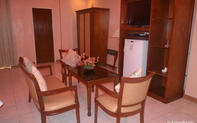 Pacific Breeze Hotel and Resort