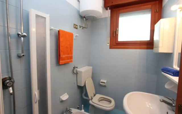 Delightful Seaside Flat With ac - Beahost