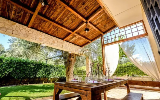 Villa Indipendente con Piscina Privata e Idromassaggio