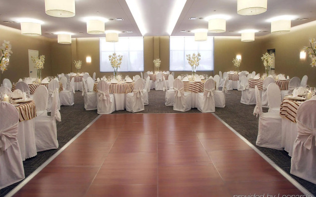 Novotel Montreal Aeroport