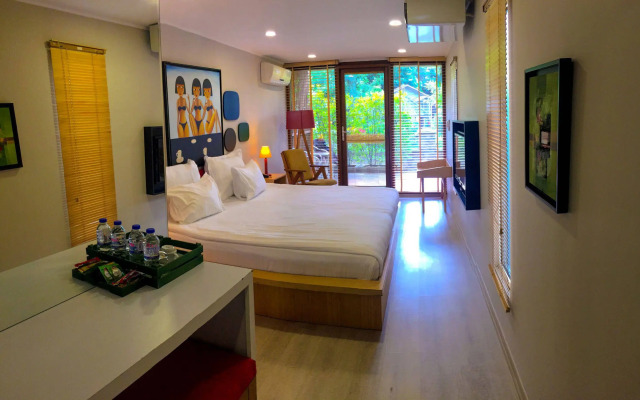 Village Park Resort & Spa