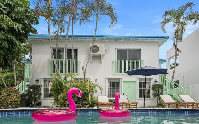 Las Olas Guest House