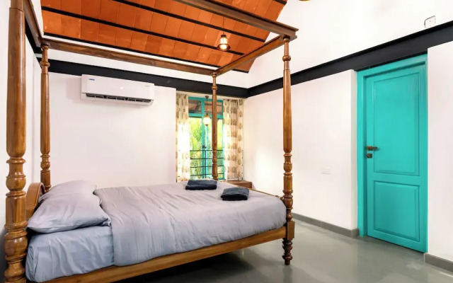 Tentgram Brick House