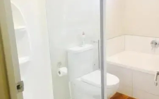 Amberley Serviced Apartments