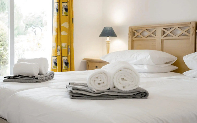 Charming Albufeira Apartment by Ideal Homes