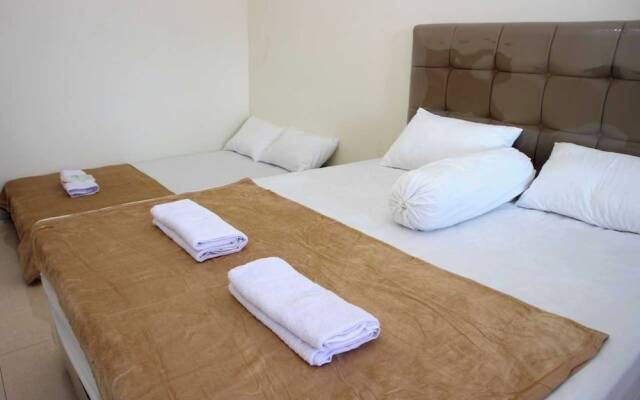 EXPRESS O 92106 Nayus Homestay Syariah