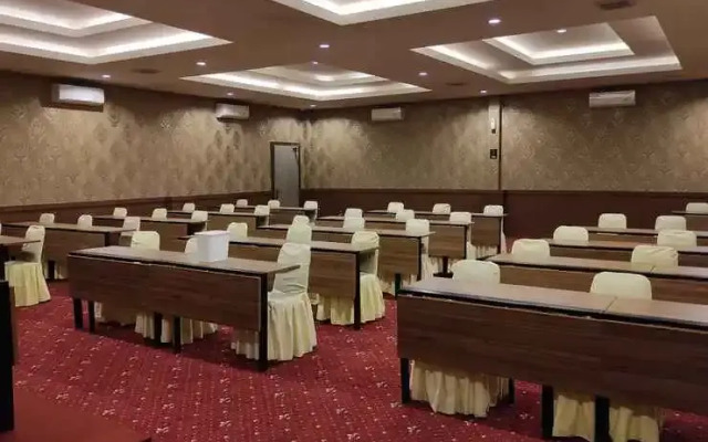 Grand Venetian Hotel