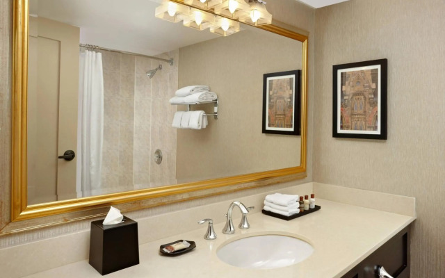 Sheraton Ottawa Hotel