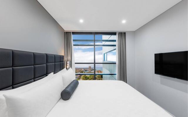 Meriton Suites North Sydney