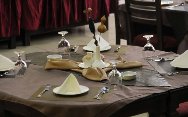 Jawabreh Hotel & Suites