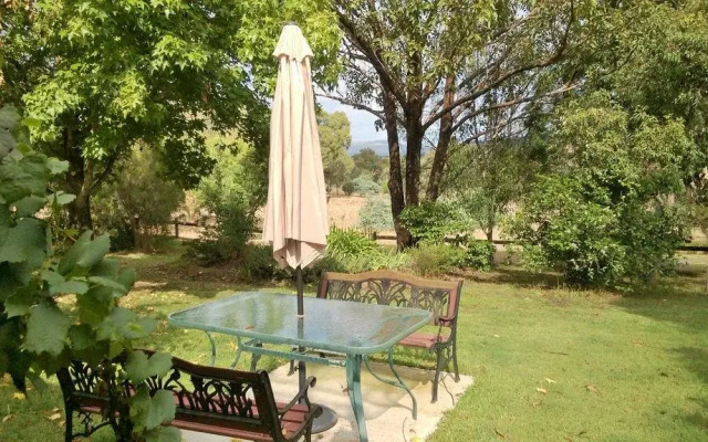 Russellee Bed and Breakfast