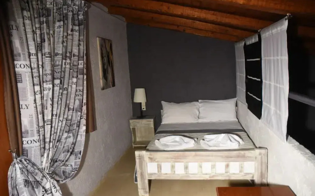 Anneta Studios