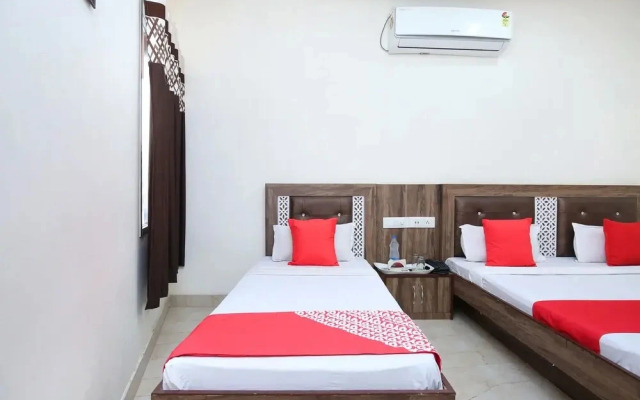 Hotel Sehmi's Best Rest Inn