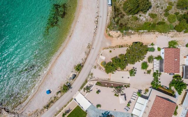 Beautiful house next to the sea
