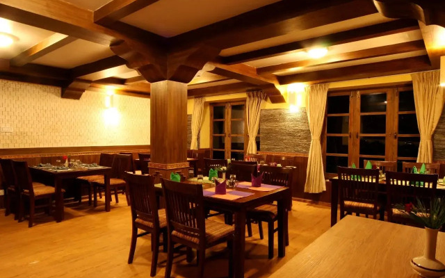 Mountain Lodges of Nepal - Monjo