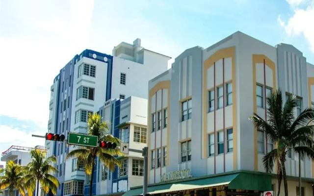 Majestic Hotel South Beach