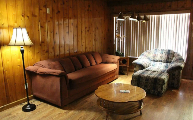 The Kern Lodge