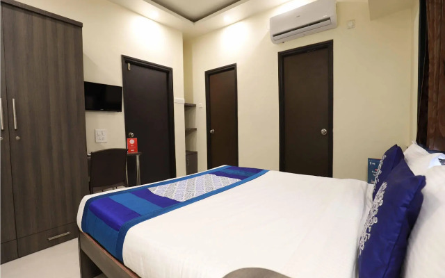 OYO 10680 Hotel Royal Inn