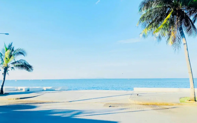The Sunset Bangsaen Seaview