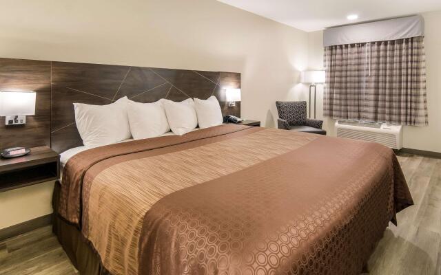 Quality Inn & Suites Dallas - Cityplace