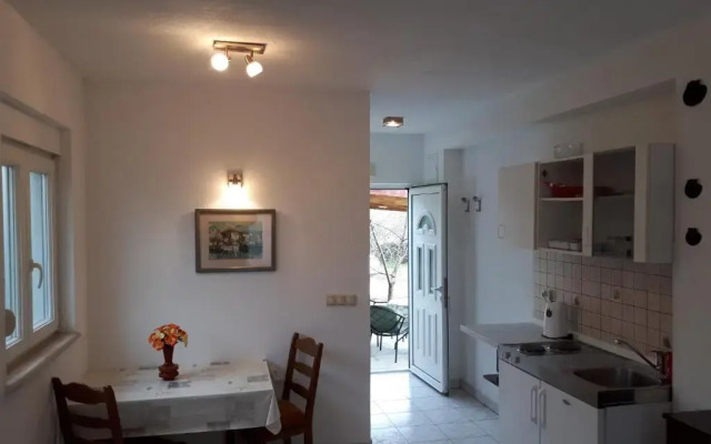 Seaside apartment for 2 p