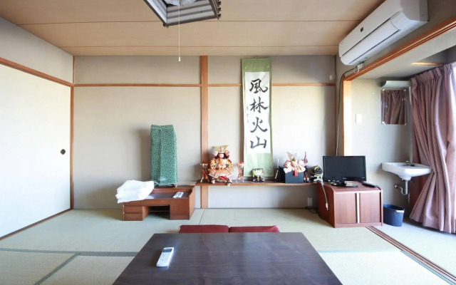 Shirahama White Beach House