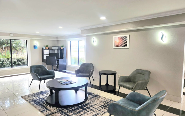 Days Inn by Wyndham Houston