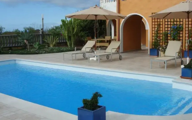 Pool Villa Chayofa