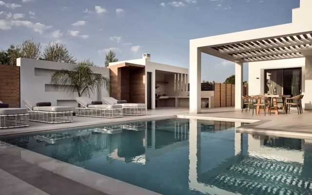 Anthis Luxury Villa