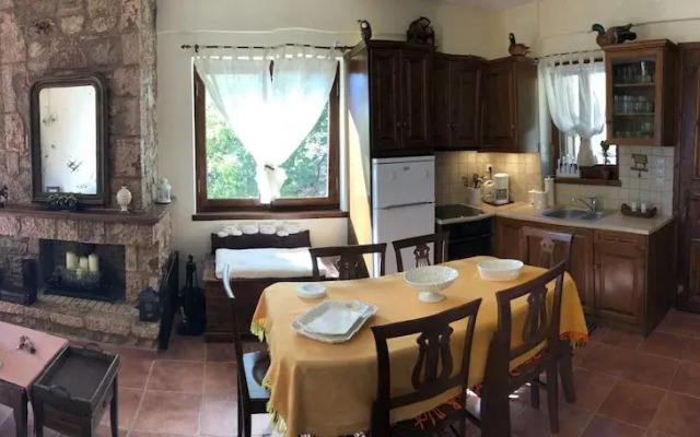 Arahova Cozy Apartment
