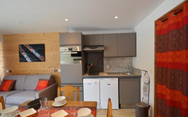 Appartement Les Menuires, 1 pièce, 4 personnes - FR-1-452-230