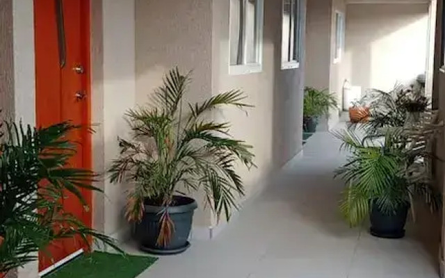 1-bed Self Contained Apartment in Noord With Pool