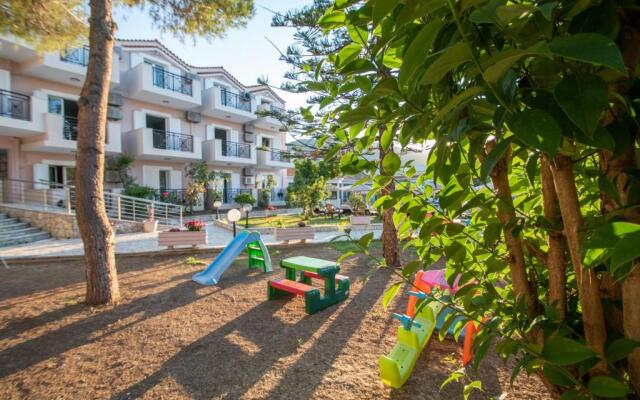 Avra Alykes resort