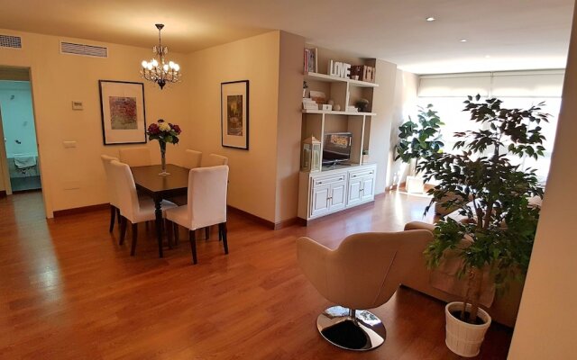 Bonito Apt. 3 habitaciones Parking