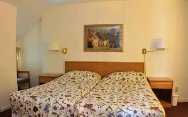 Whiffletree Condo A8