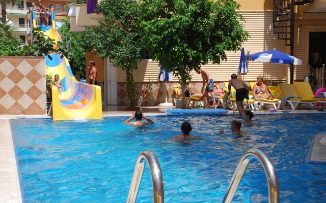 Kleopatra İkiz Otel