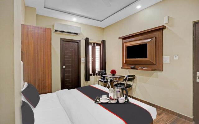 Collection O 93556 Hotel Citi Star