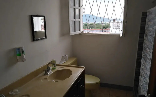 Hotel Mi Tierra Casa Blanca