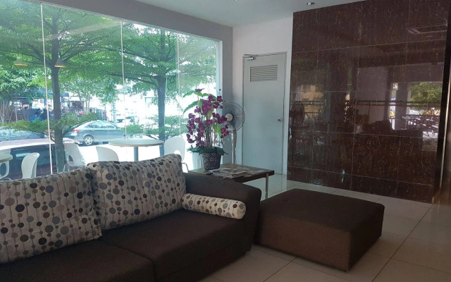 U Pac Hotel