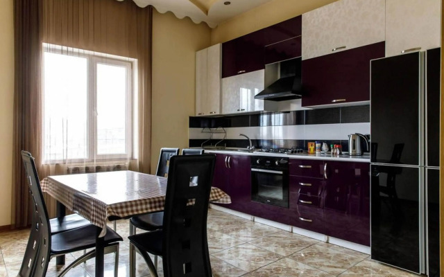 Large 5 bedroom VIP Villa 2