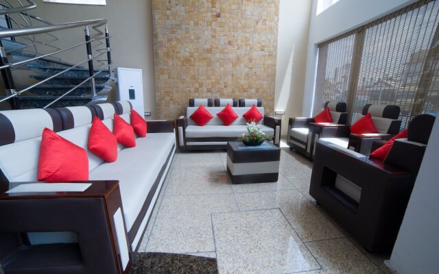 OYO 14759 Hotel President