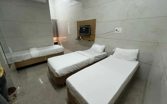 Vrajvashi -Home stay Dwarka