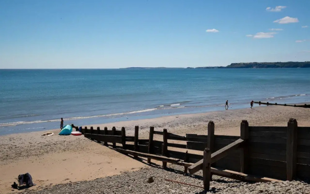 Temple Bar Apartment - Sea Front Views