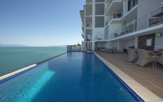 1 Bright Point Apartment 5501
