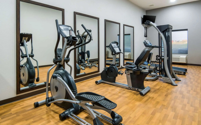Comfort Suites DeSoto Dallas South
