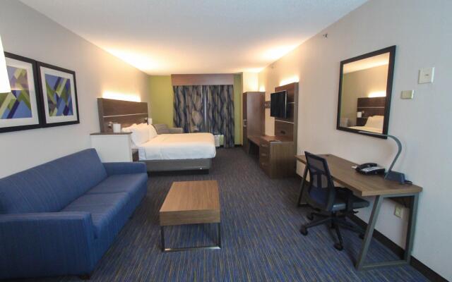 Holiday Inn Express Hotel & Suites Charleston-North, an IHG Hotel