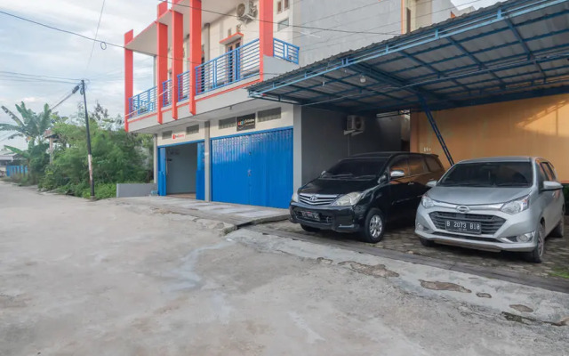 RedDoorz Syariah near Jalan Jakarta Samarinda